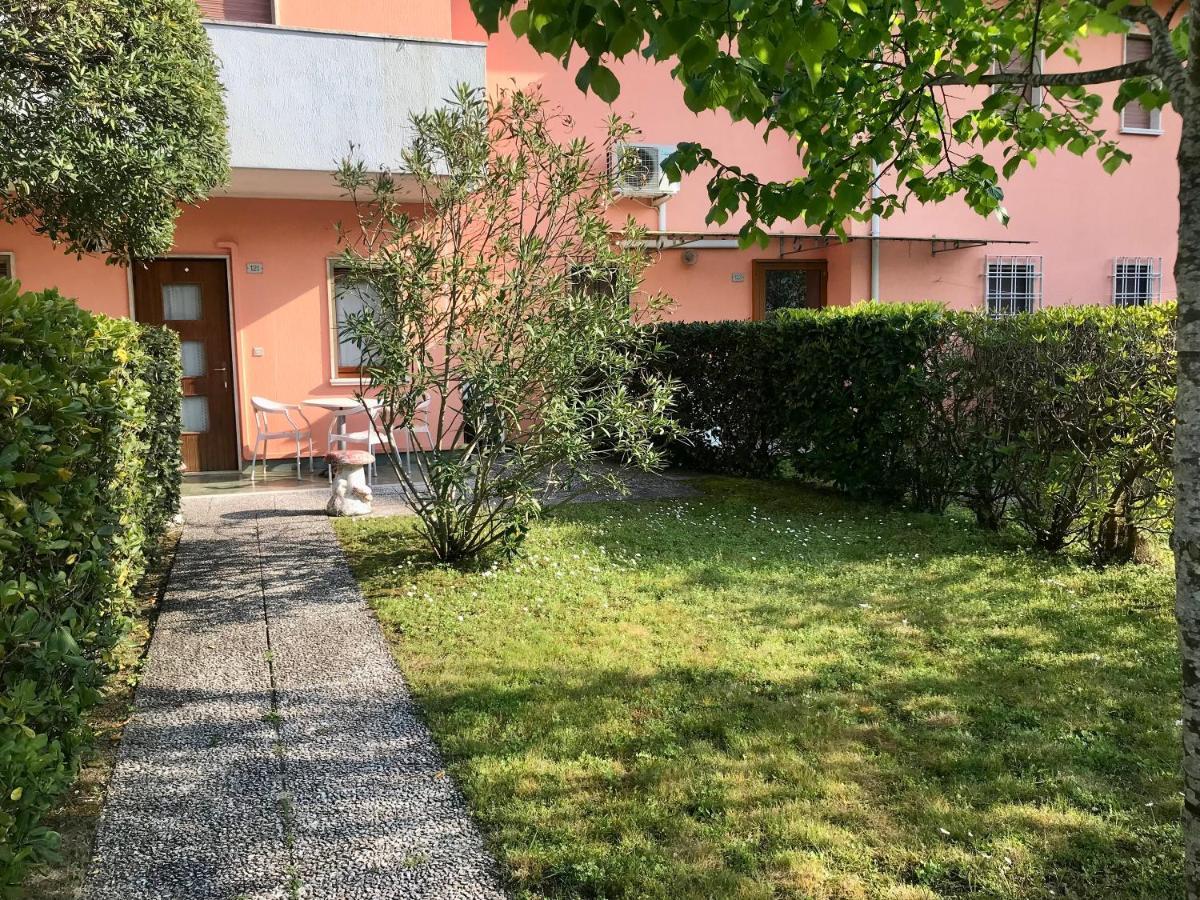 Villaggio Le Ginestre 比比翁 外观 照片