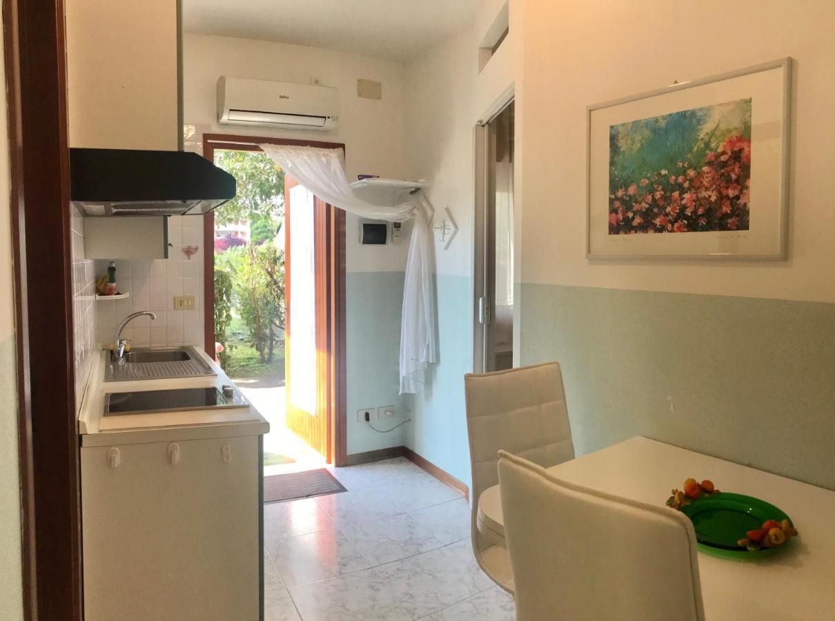 Villaggio Le Ginestre 比比翁 外观 照片