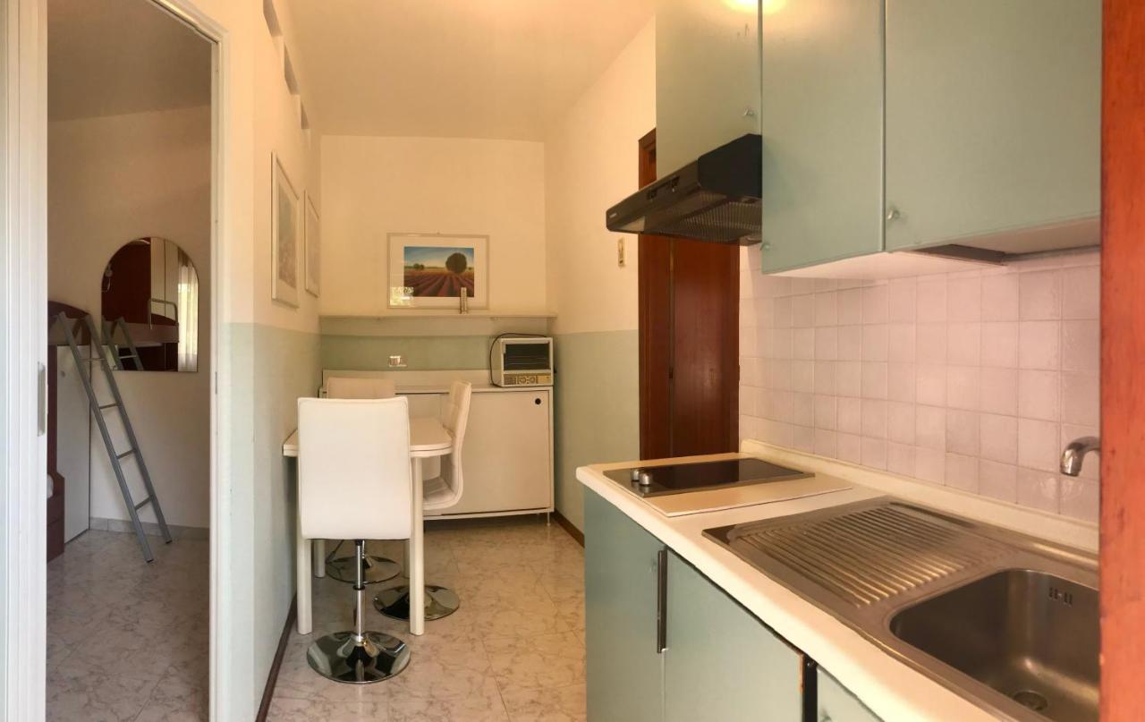 Villaggio Le Ginestre 比比翁 外观 照片