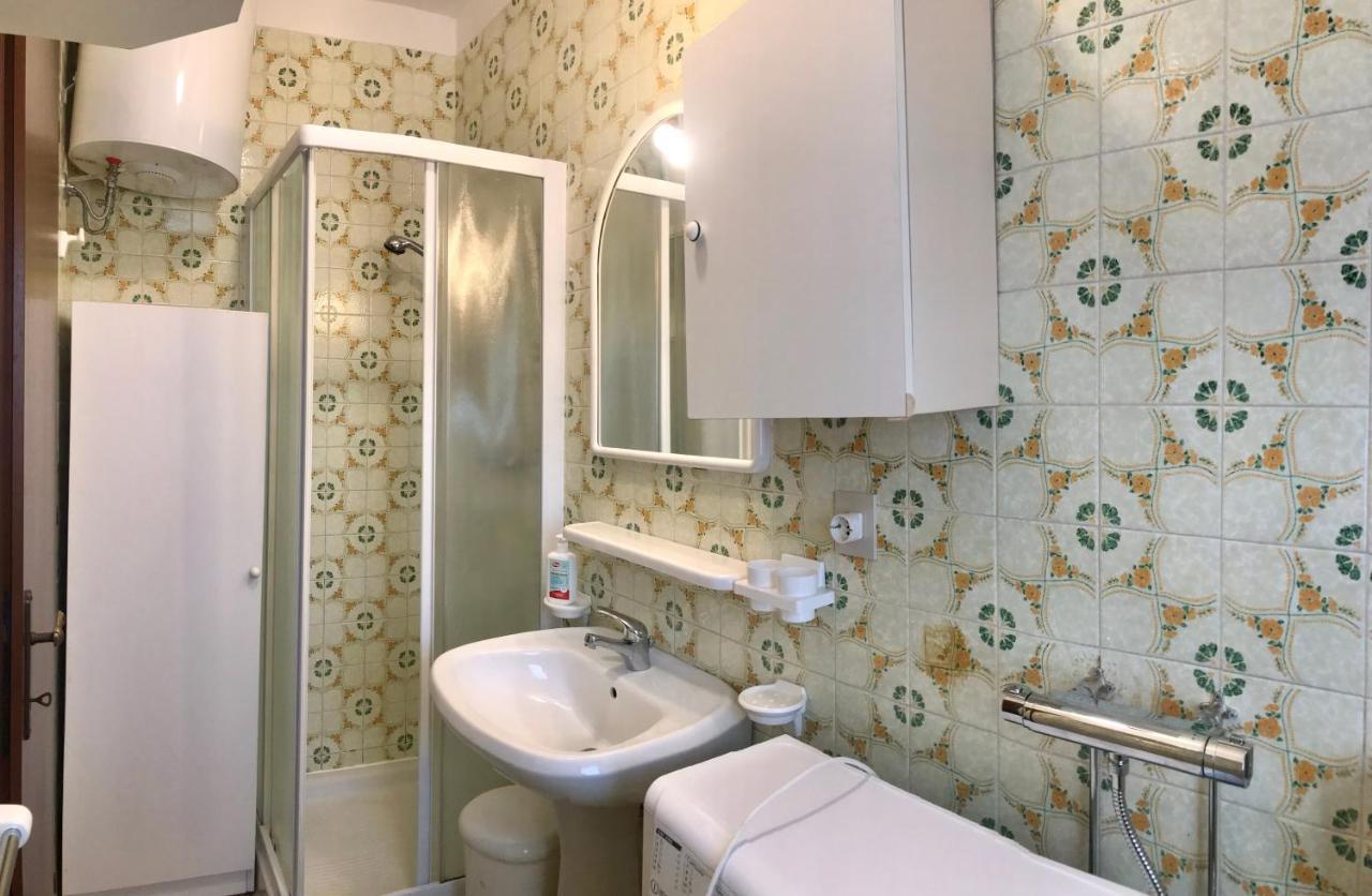 Villaggio Le Ginestre 比比翁 外观 照片